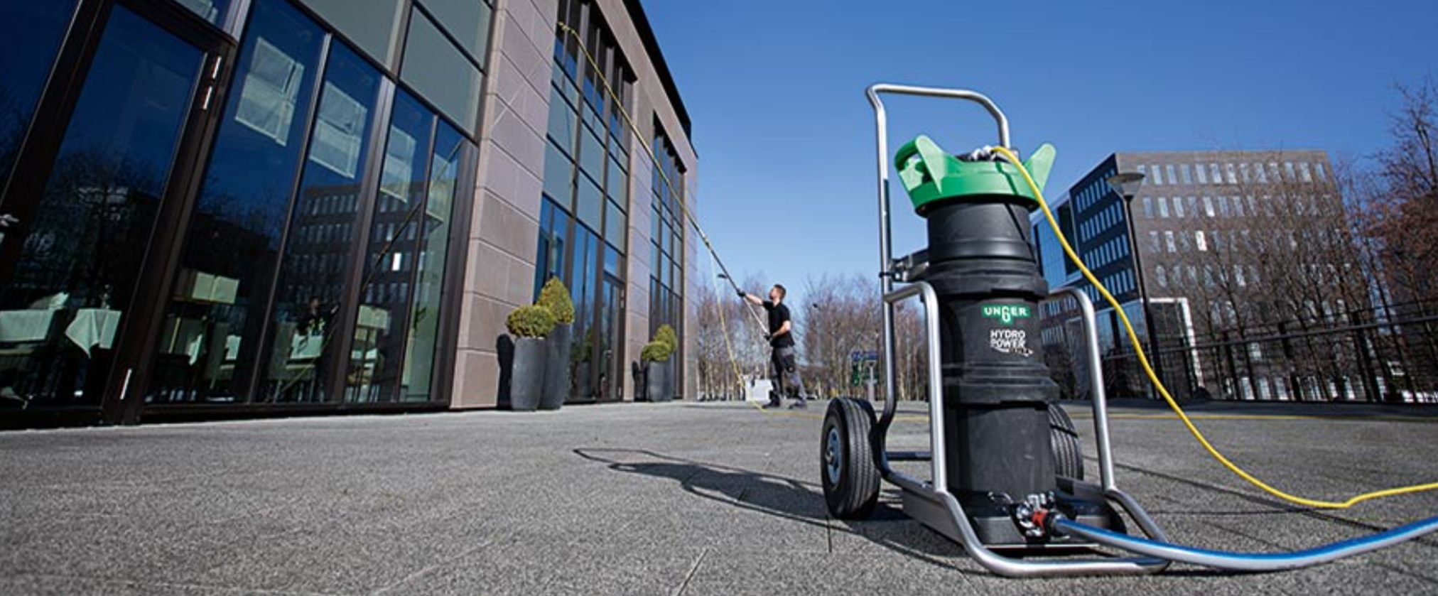 UNGER - Pure Water Cleaning Systems - Article 01