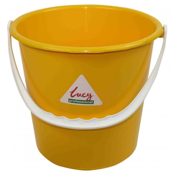 Click for a bigger picture.xx Yellow 2 Gallon Buckets